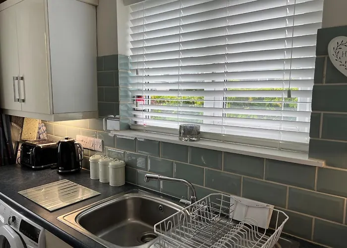 度假居 Cheerful 3 Bedroom In Central Location 安布尔塞德