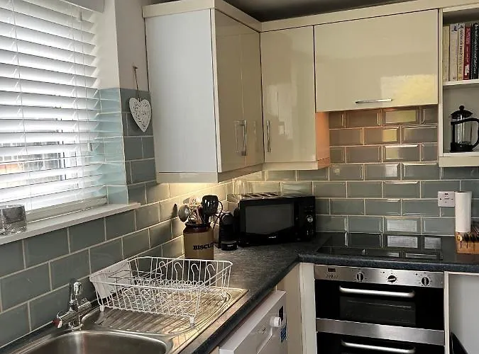 度假居 Cheerful 3 Bedroom In Central Location *